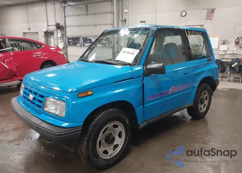 1992 Geo Tracker from USA, damaged, VIN 2CNBJ18U6N6921488
